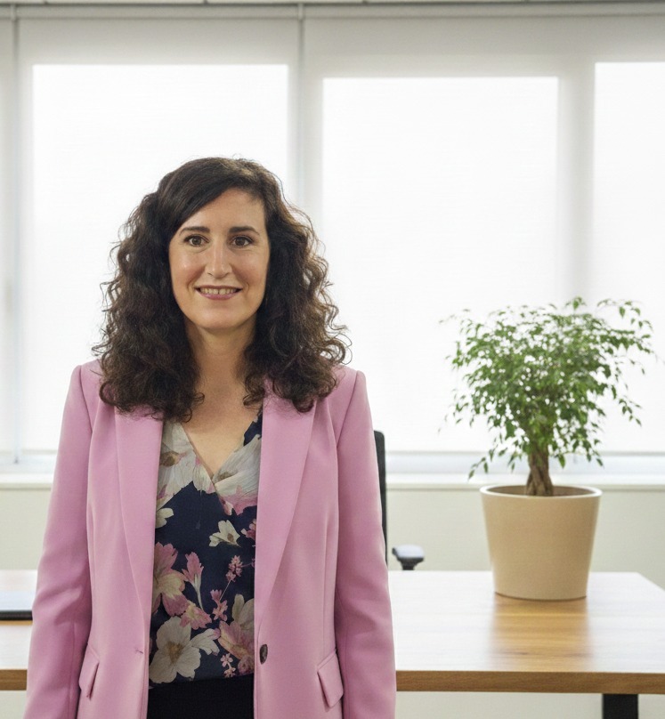 Silvia Zaldivar Ads media